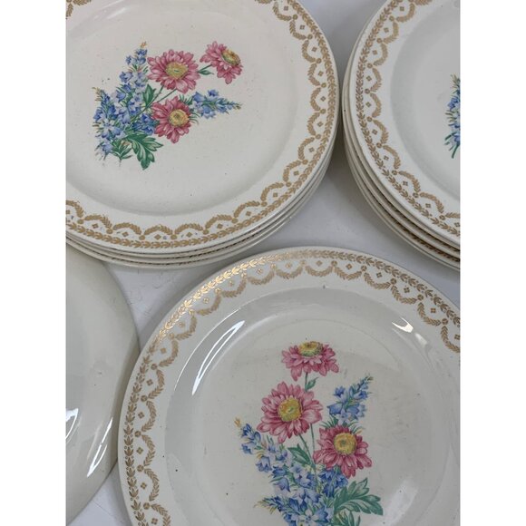 Vintage 50s Cosmopolitan Diana Gilded Dinnerware Plates Floral Design 8171 - Picture 7 of 10